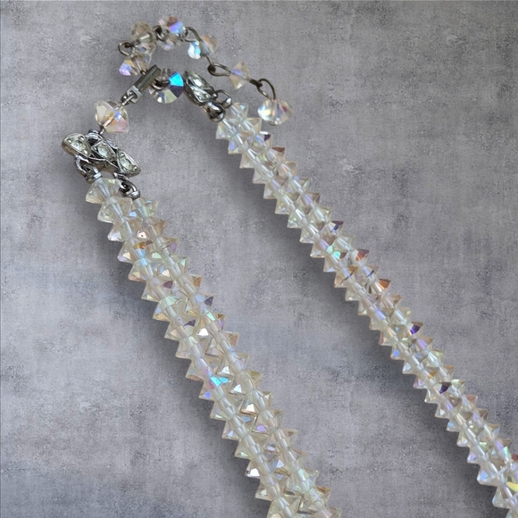 Vintage Double 2 Layered Crystal AB Necklace. AURORA BOREALIS - Picture 4 of 6